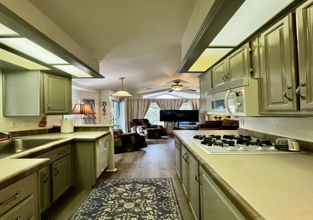 Photo 4 of Manufactured home for sale at 84136 Avenue 44 #612, Indio, CA 92203 | MLS# 219146485DA | Listing updated on 2026-04-29