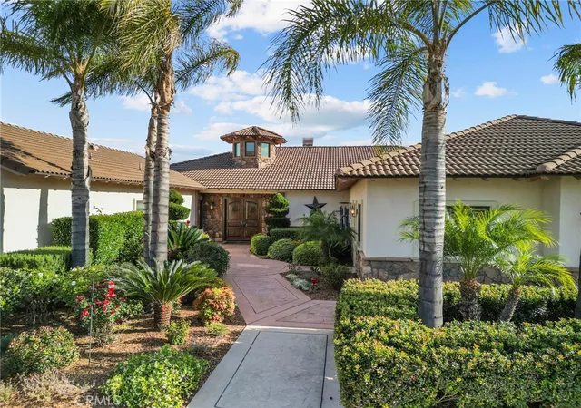 Photo 1 of Single family home for sale at 35394 Linda Rosea Rd, Temecula, CA 92592 | MLS# SW26065524 | Listing updated on 2026-10-01