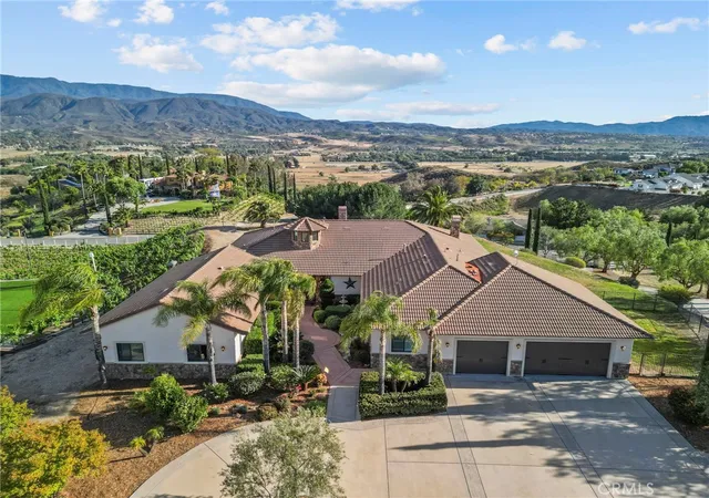 Photo 2 of Single family home for sale at 35394 Linda Rosea Rd, Temecula, CA 92592 | MLS# SW26065524 | Listing updated on 2026-10-01