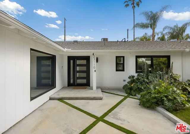 4th image of 23110 Bigler St, Woodland Hills, CA 91364 | MLS# 26729901