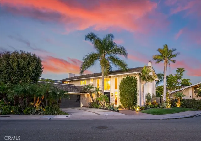 Photo 3 of Single family home for sale at 16642 Melville Cir, Huntington Beach, CA 92649 | MLS# OC26079014 | Listing updated on 2026-10-06