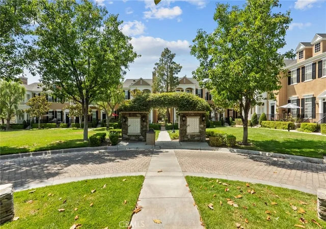 5th image of 24012 Brideport Ln #12, Valencia, CA 91355 | MLS# SR26081760