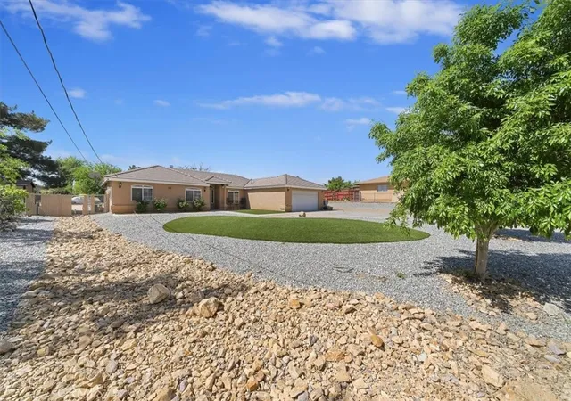 image of 16461 Fremontia, Hesperia, CA 92345 | MLS# CV26082076
