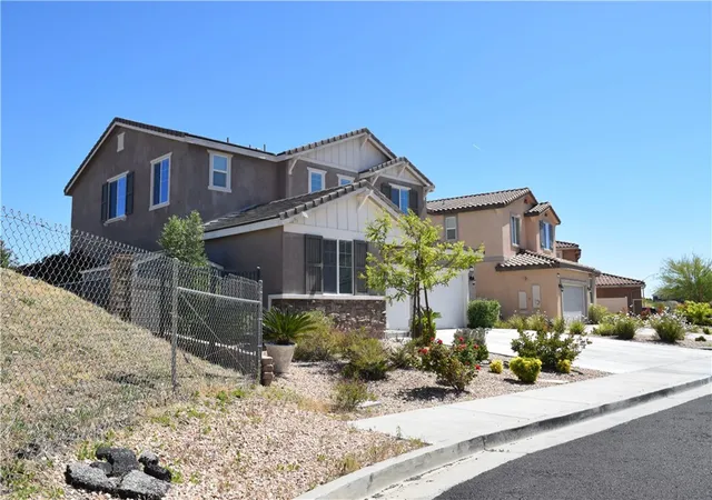 Photo 2 of Single family home for sale at 2901 Bracken Way, Palmdale, CA 93551 | MLS# SR26081293 | Listing updated on 2026-10-03