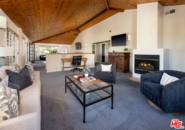 Homes for sale in Santa Barbara, CA | 1624 Shoreline Dr, Santa Barbara, CA 93109 | MLS# 26736585