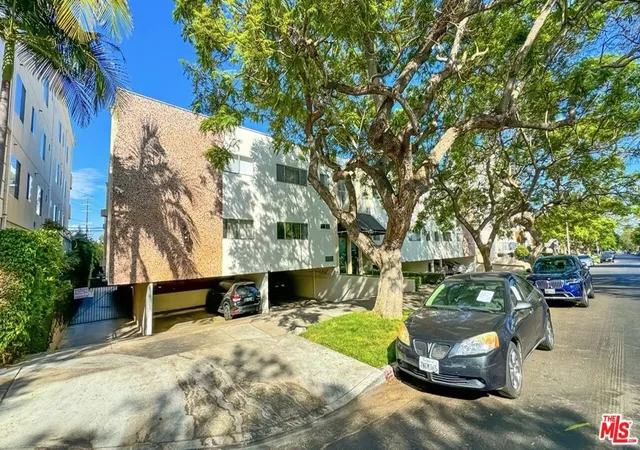 2nd image of 1830 Greenfield Ave, Los Angeles, CA 90025 | MLS# 26736837