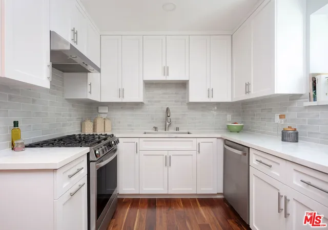 4th image of 3247 Descanso Dr, Los Angeles, CA 90026 | MLS# 26730275