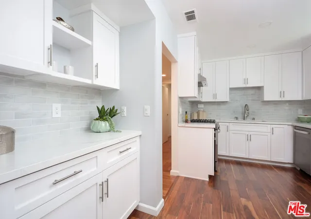 5th image of 3247 Descanso Dr, Los Angeles, CA 90026 | MLS# 26730275