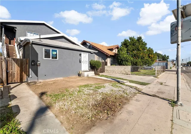 2nd image of 1257 W Vernon, Los Angeles, CA 90037 | MLS# SR26082071