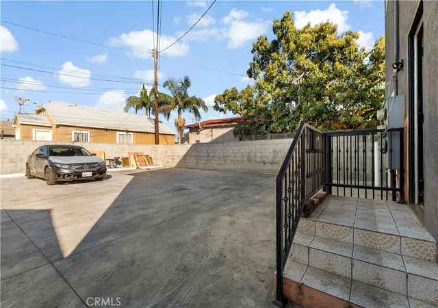 32nd image of 1257 W Vernon, Los Angeles, CA 90037 | MLS# SR26082071