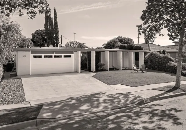 Photo 1 of Sale Pending at 620 E Glenwood, Fullerton, CA 92831 | MLS# PW26080706 | Listing updated on 2026-05-07