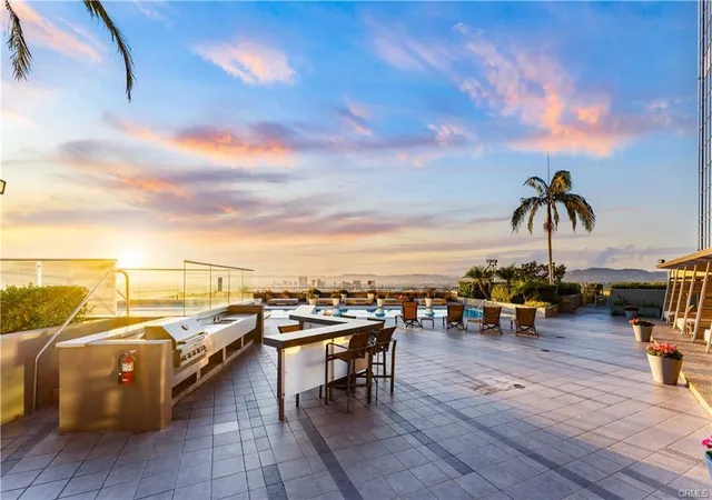 Photo 3 of Condo for sale at 1100 Wilshire #2707, Los Angeles, CA 90017 | MLS# OC26082150 | Listing updated on 2026-05-20