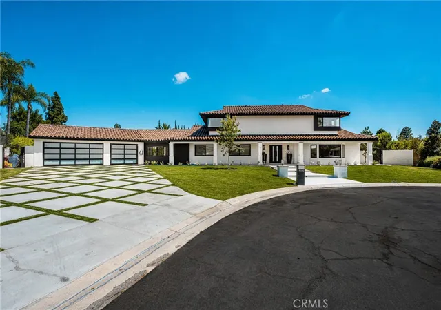 Photo 3 of Sale Pending at 10282 Old Lamplighter Ln, Villa Park, CA 92861 | MLS# PW26081490 | Listing updated on 2026-09-25