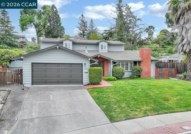Homes for sale in Martinez, CA | 425 Roanoke Dr, Martinez, CA 94553 | MLS# 41131166