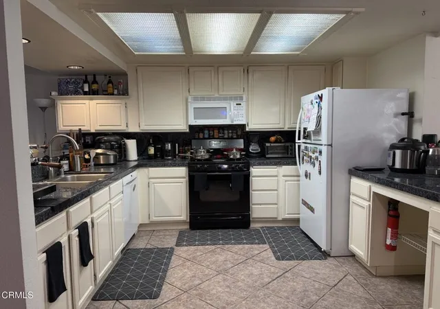 5th image of 2579 Northstar, Port Hueneme, CA 93041 | MLS# V1-35838