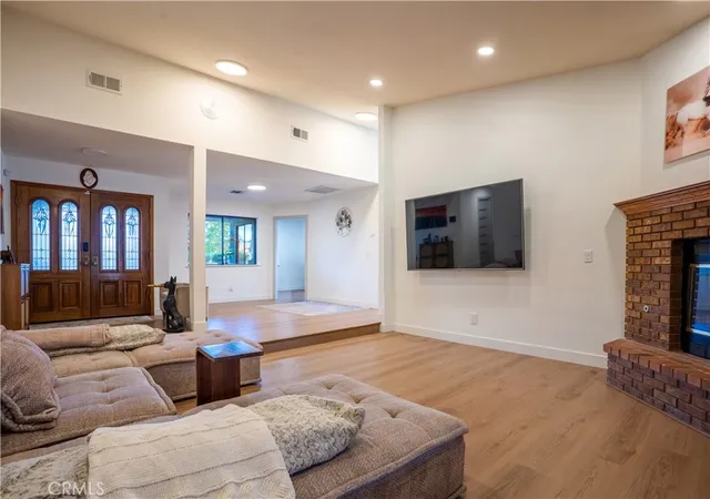 4th image of 4255 Conestoga Dr, Lancaster, CA 93536 | MLS# BB26082075