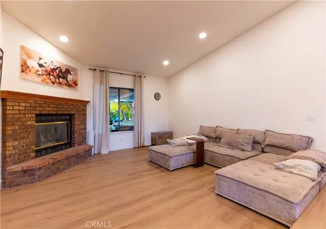 5th image of 4255 Conestoga Dr, Lancaster, CA 93536 | MLS# BB26082075