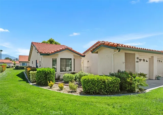 2nd image of 1080 Moon Shadow Ct, Hemet, CA 92545 | MLS# SW26081746
