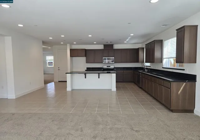 Photo 3 of Single family home for sale at 1530 Rockwood Dr, Pittsburg, CA 94565 | MLS# 41131197 | Listing updated on 2026-10-10
