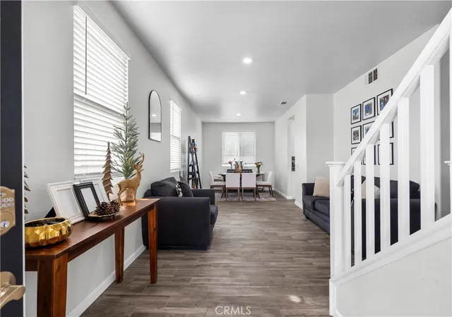 Homes for sale in Saugus, CA | 19904 Holly Dr, Saugus, CA 91350 | MLS# SR26082280