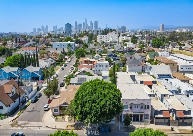 23rd image of 627 S Soto, Los Angeles, CA 90023 | MLS# PW26080543