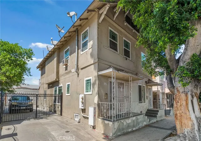3rd image of 627 S Soto, Los Angeles, CA 90023 | MLS# PW26080543