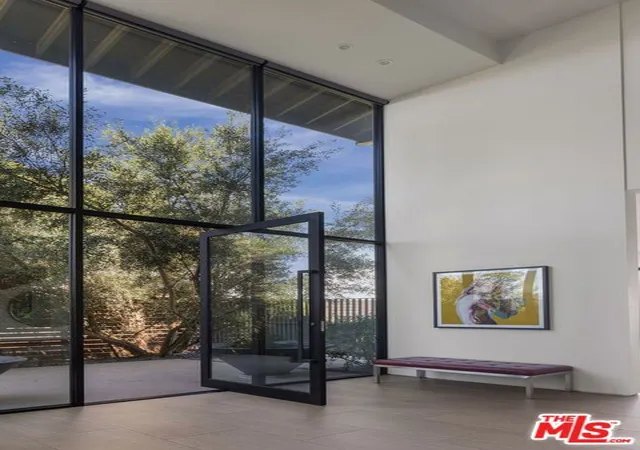 4th image of 3337 Beverly Ranch Rd, Beverly Hills, CA 90210 | MLS# 26738761