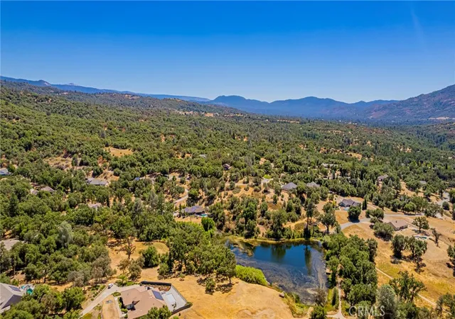 12th image of 16 Lulniu, Ahwahnee, CA 93601 | MLS# FR26082473