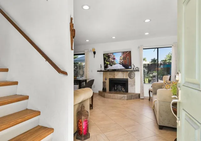 5th image of 565 S Mollison Ave #D, El Cajon, CA 92020 | MLS# PTP2602856