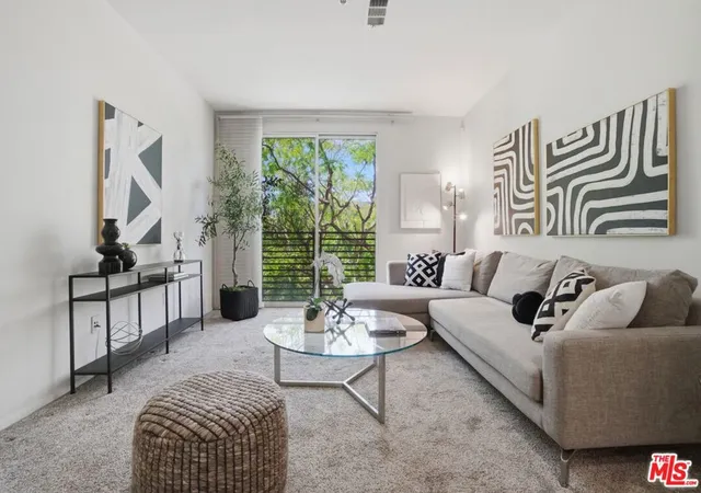 Homes for sale in Playa Vista, CA | 6400 Crescent Pkwy #301, Playa Vista, CA 90094 | MLS# 26731609
