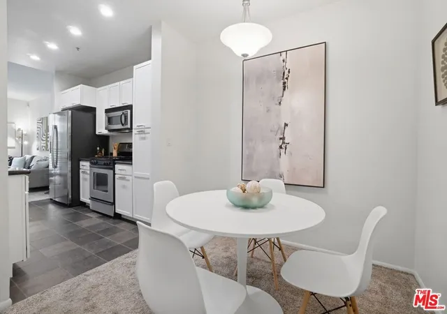 3rd image of 6400 Crescent Pkwy #301, Playa Vista, CA 90094 | MLS# 26731609
