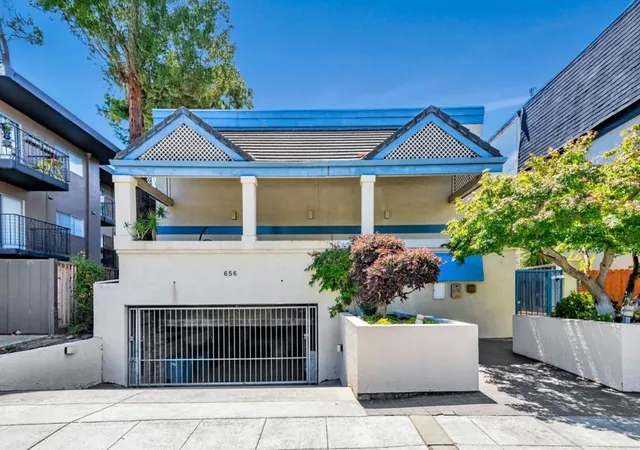 Homes for sale in San Carlos, CA | 656 Cedar St #3, San Carlos, CA 94070 | MLS# ML82043386