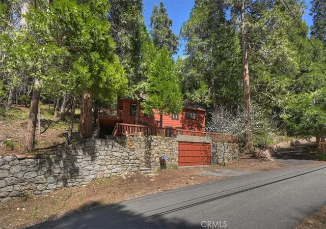 2nd image of 425 Blue Jay Canyon, Blue Jay, CA 92317 | MLS# IG26082905