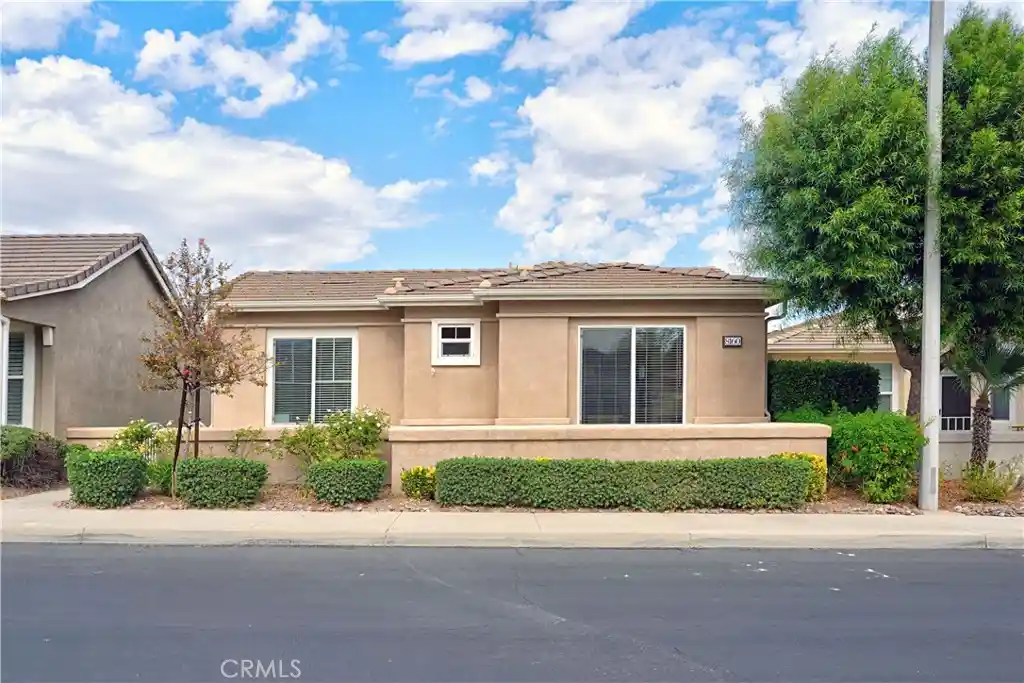 Photo 1 of Single family home for sale at 8160 Doral Ln, Hemet, CA 92545 | MLS# IG26080847 | Listing updated on 2026-08-25