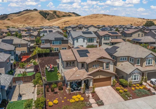 3rd image of 1311 Amalfi Ct, San Ramon, CA 94583 | MLS# 41131311
