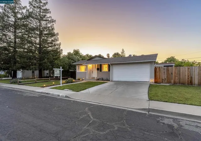 Photo 2 of Sale Pending at 1891 Gilly Ln, Concord, CA 94518 | MLS# 41131314 | Listing updated on 2026-05-18