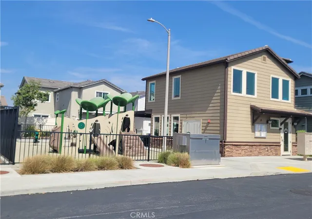 Homes for sale in Compton, CA | 13 Edgemont, Compton, CA 90221 | MLS# IN26082916