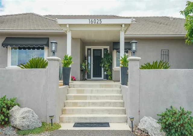 Photo 3 of Sale Pending at 16025 Perry Hts, Riverside, CA 92504 | MLS# IV26070704 | Listing updated on 2026-09-24