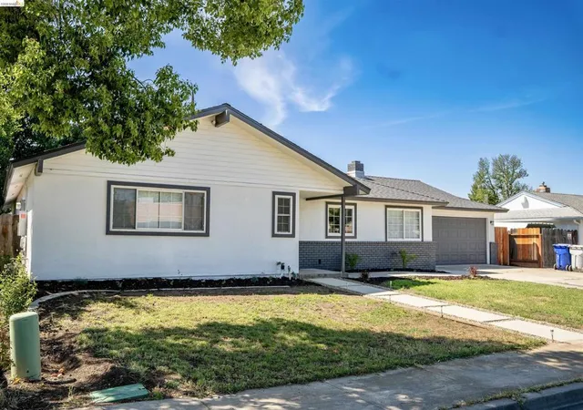 Homes for sale in Atwater, CA | 352 Terri Dr, Atwater, CA 95301 | MLS# 41131323