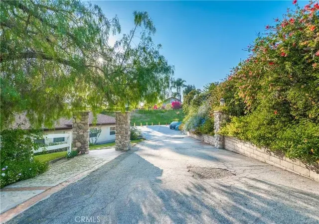 2nd image of 792 El Vallencito Dr, Walnut, CA 91789 | MLS# TR26082991