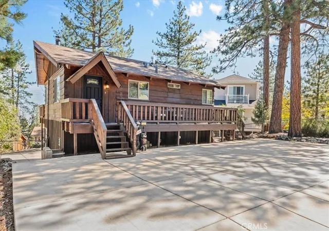 3rd image of 5243 Desert View, Wrightwood, CA 92397 | MLS# HD26082419