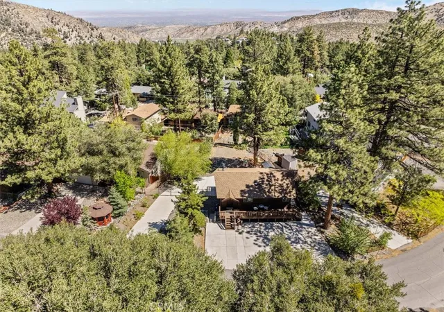 5th image of 5243 Desert View, Wrightwood, CA 92397 | MLS# HD26082419