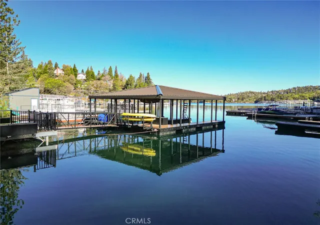 Photo 4 of House for sale at 568 S568b, Lake Arrowhead, CA 92352 | MLS# IG26083068 | Listing updated on 2026-10-06