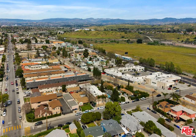 Homes for sale in Newhall, CA | 22607 14Th St, Newhall, CA 91321 | MLS# 26744501