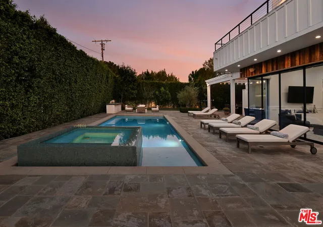 35th image of 17201 Mccormick St, Encino, CA 91316 | MLS# 26718787