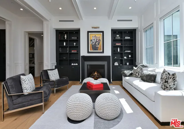 4th image of 17201 Mccormick St, Encino, CA 91316 | MLS# 26718787