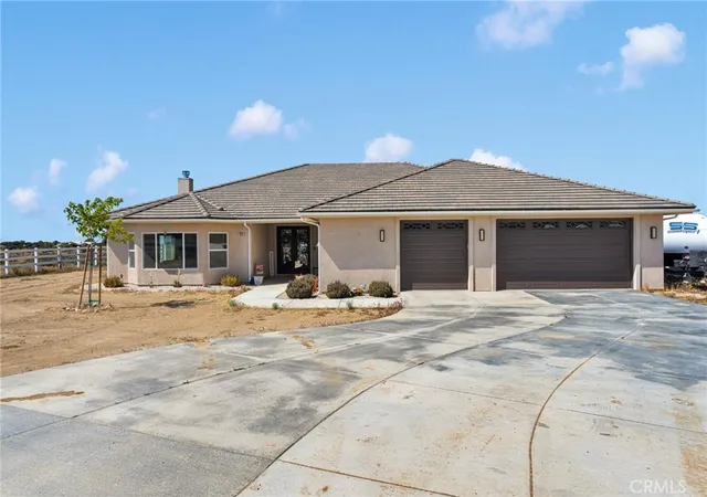 Photo 1 of Sale Pending at 9926 Fir St, Oak Hills, CA 92344 | MLS# HD26082297 | Listing updated on 2026-09-23