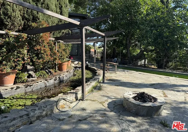 11th image of 1305 Laveta Ter, Los Angeles, CA 90026 | MLS# 26745529