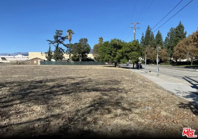 3rd image of 2445 N Towne Ave, Pomona, CA 91767 | MLS# 26745061