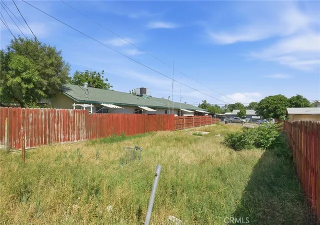 Photo 3 of Land for sale at 149 Crystal, Taft, CA 93268 | MLS# SR26081244 | Listing updated on 2026-04-17